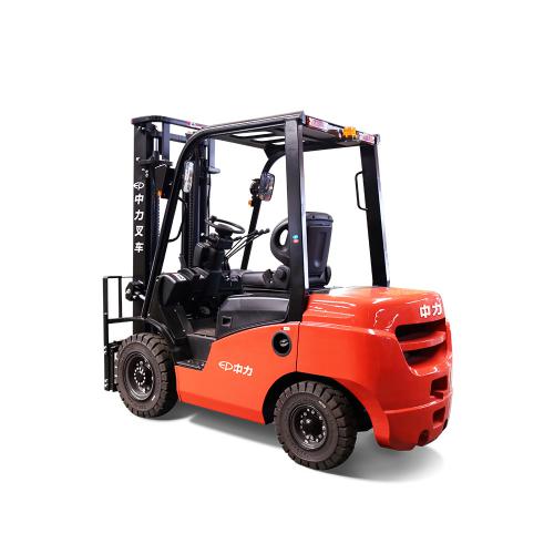 柴油叉車(chē)